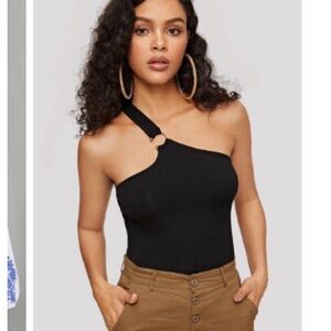One shoulder Tee